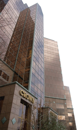 crown_center